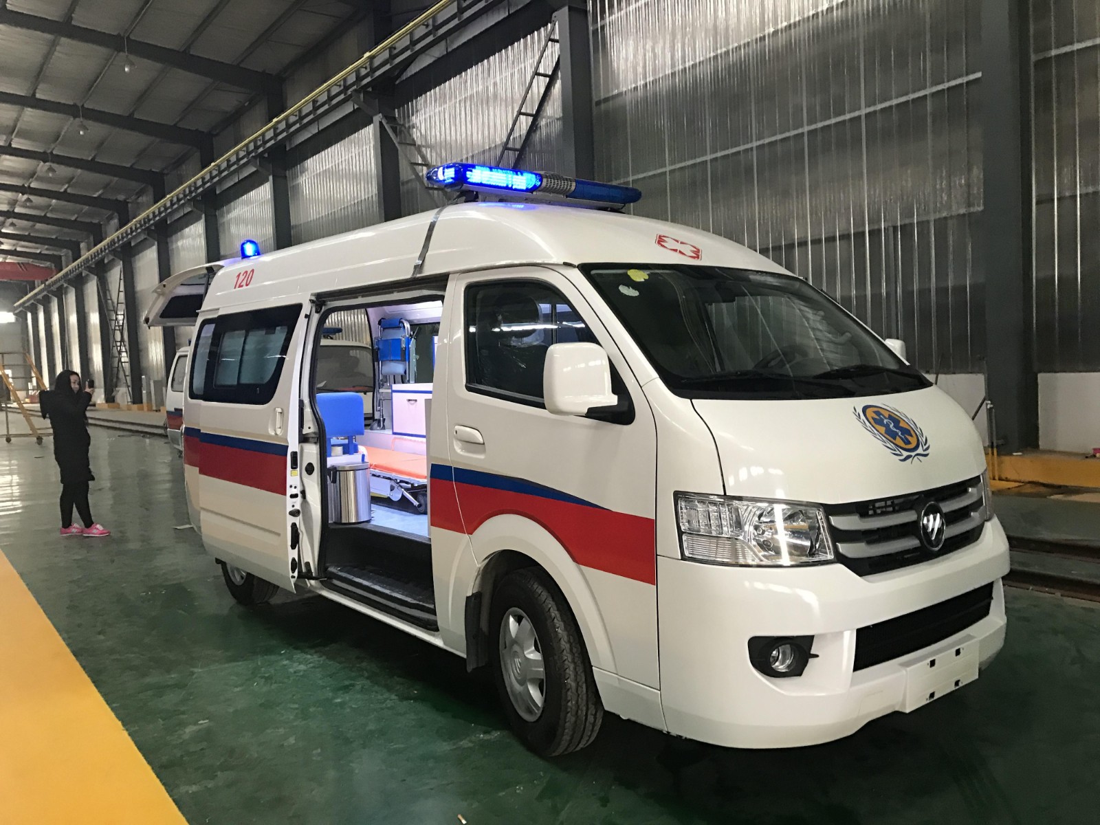 东海县救护车转院